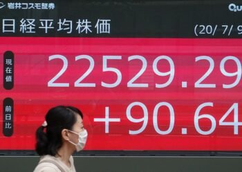 Japón declara el estado de emergencia en Tokio y alrededores