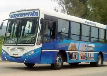 URKUPIÑA DESPIDIÓ A 30 CHOFERES: no les reconocen los aportes.