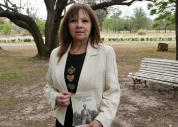 Una novela sobre Miguel Ragone llega a la Feria del Libro de Salta