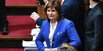 Bullrich se despegó de Milei por sus dichos contra la prensa y pidió que la economía llegue a los hogares