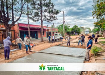 Tartagal: siguen los trabajos de pavimentación en calle Belgrano