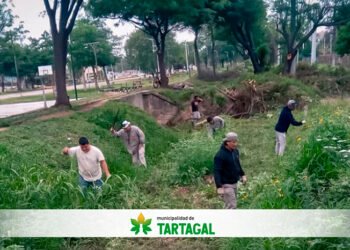 Tartagal: el municipio realizó tareas de limpieza en plazas, playones y accesos de distintos barrios